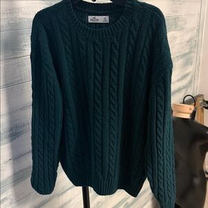 Hollister Cable Knit Sweater XS Dark Green Crewneck Cozy Winter